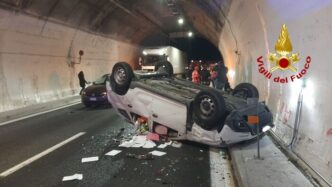 Incidente sulla A103A scontro t