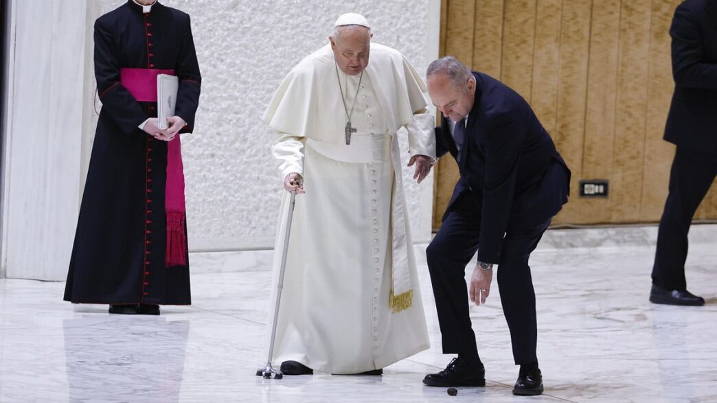 Papa Francesco durante l27udien