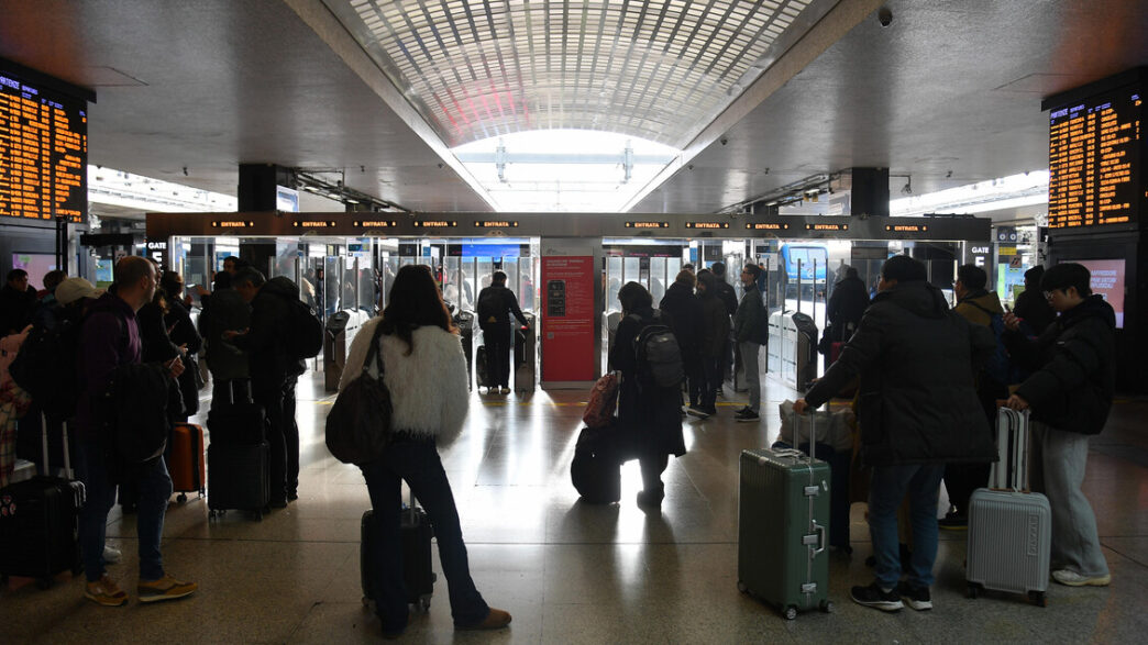 Tragedia alla stazione termini