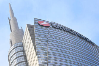 Unicredit notifica offerta su