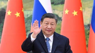 Xi Jinping rassicura le impres