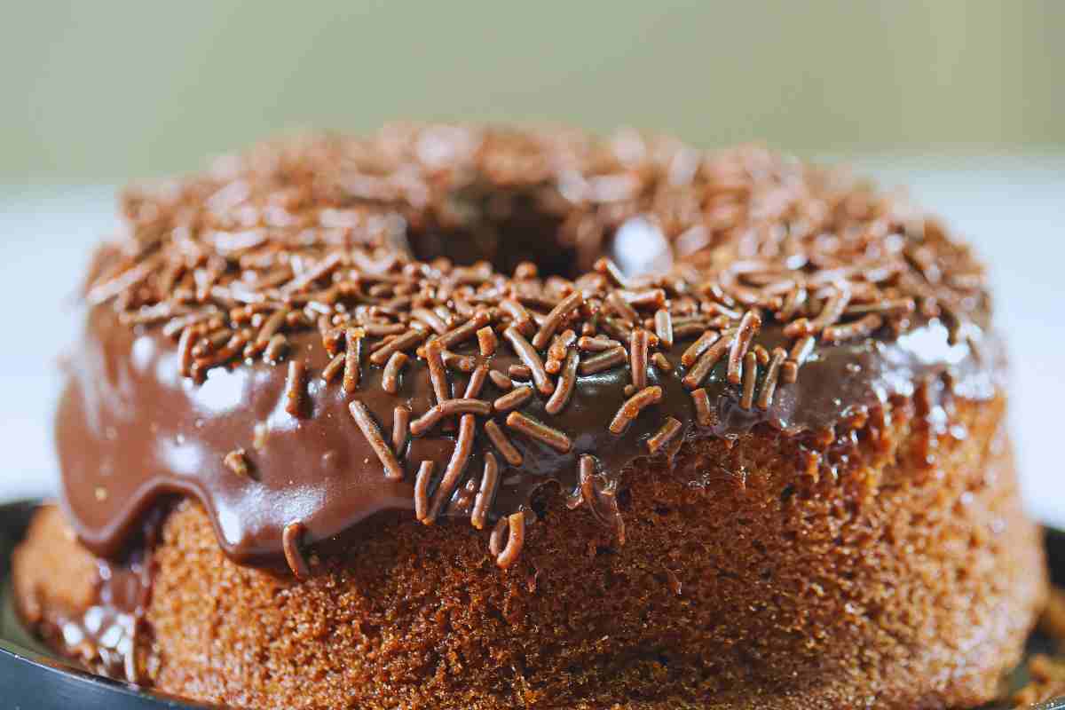 come fare la ciambella al doppio cioccolato