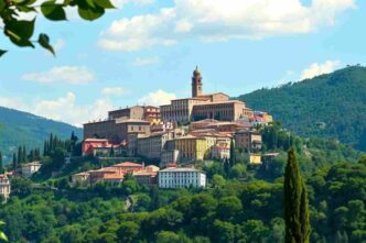 il paese delle fragole in lazio