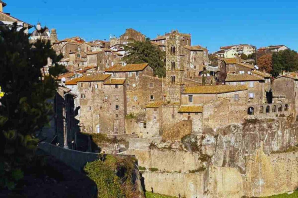 il borgo di ronciglione in lazio