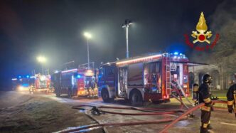 Incendio notturno in hotel a C