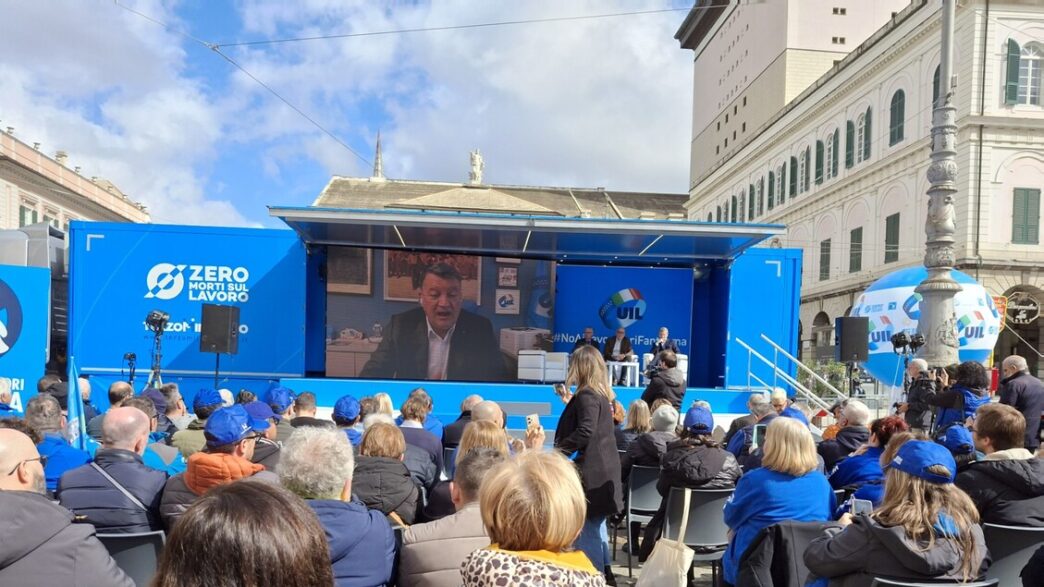 La carovana UIL a Genova3A un a