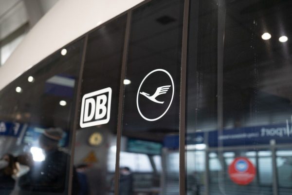 Lufthansa e Deutsche Bahn3A un