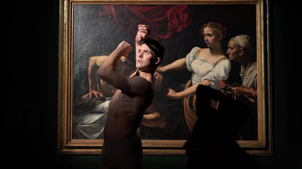 Roberto Bolle danzando tra Car