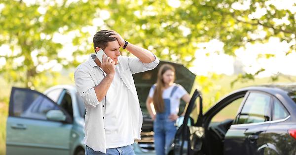 Scontro tra auto elettriche a