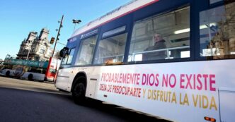 Scontro tra bus a Barcellona2C