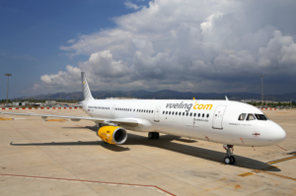 Vueling amplifica i legami con