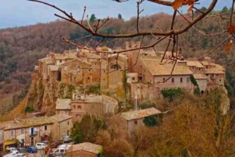 l'affascinante borgo di calcata