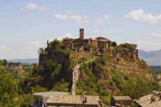 scoprire civita di bagnoregio